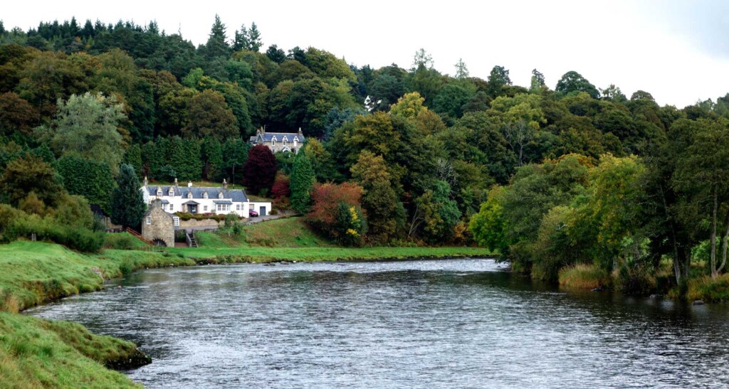 riverdee-slide-4